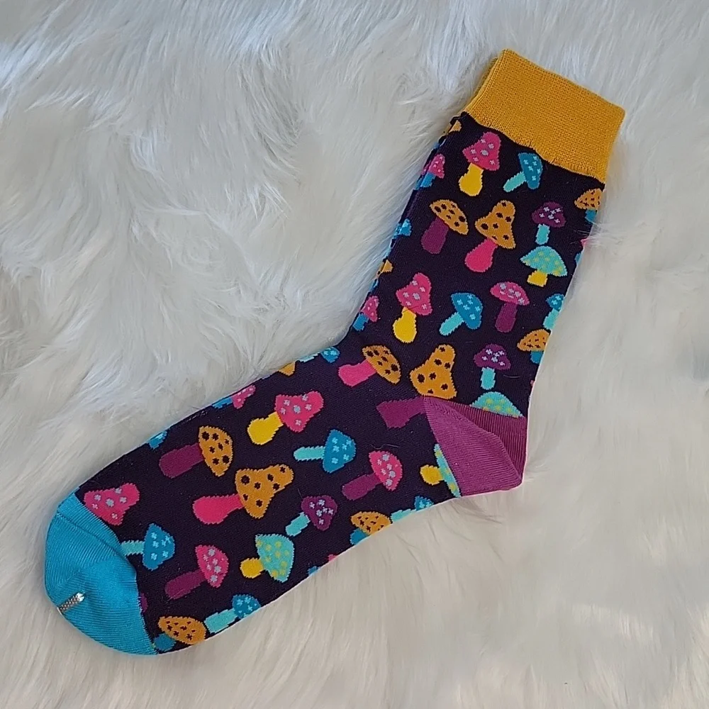 UNBRANDED‎ Mushroom Printed Colorful Boho Cottage Novelty Retro Fun Crew Socks